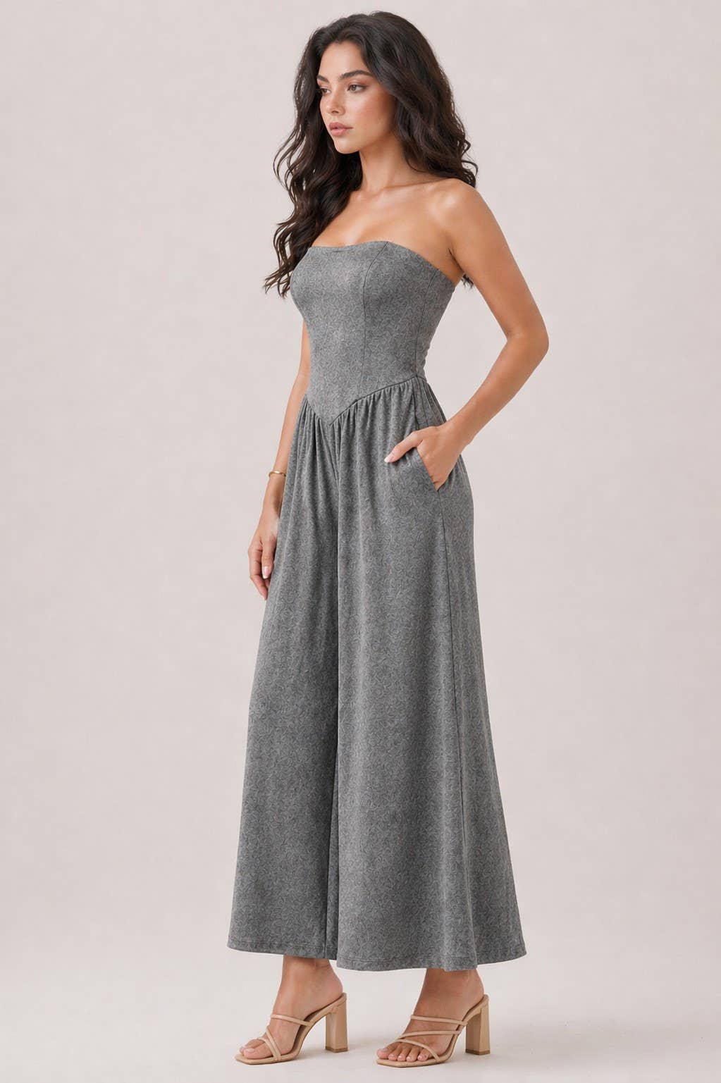 LUCY V-WAIST JUMPSUIT